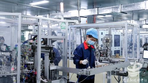 實力上榜！重慶這5個產(chǎn)業(yè)集群躋身“國家隊”，新材料技術(shù)研發(fā)引領(lǐng)產(chǎn)業(yè)升級